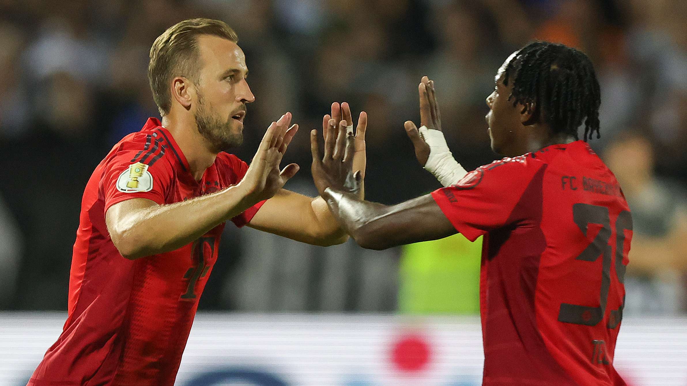 的表现都相 的表现都相